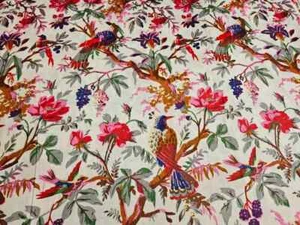 25 Yards Fabric Indian White Bird Hand Printed Cotton Fabric Sewing Fabrics - Picture 1 of 5