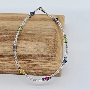 Clear Seed Bead & Multicolor Crystal Tennis Bracelet, Silver Accents, 8" - Imagen 1 de 9