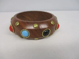 LOVELY WOOD BANGLE BRACELET w RED BLACK BLUE GLASS & GOLD METAL STUDS - Picture 1 of 4