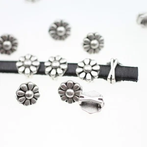 20 Blümchen Schiebeperlen Blume Gänseblümchen Metall Daisy DIY Zubehör - Picture 1 of 10