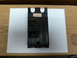 ITE ET1563 30A 240V 2-P CIRCUIT BREAKER  USED - Picture 1 of 6