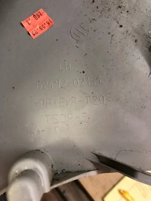 C Pillar Trim LH 62472 02151 Toyota Corolla 03 04 05 06 07 08 2008 2007 2006 Foto 1 de 3