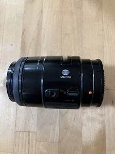 Minolta AF MACRO 100mm F/2.8 Telephoto Lens Sony A Mount - Picture 1 of 4