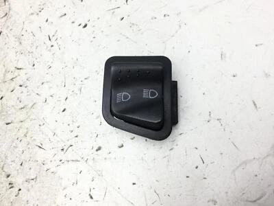 Schlüssel Schaltfläche Fernlichter Abblendlicht PIAGGIO LIBERTY 4T 3V LEM 150 Foto 1 de 4