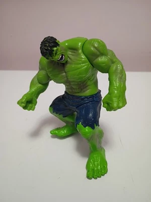 Figura de juguete Hasbro Marvel Incredible Hulk 2008 verde 5" de alto  Foto 1 de 3