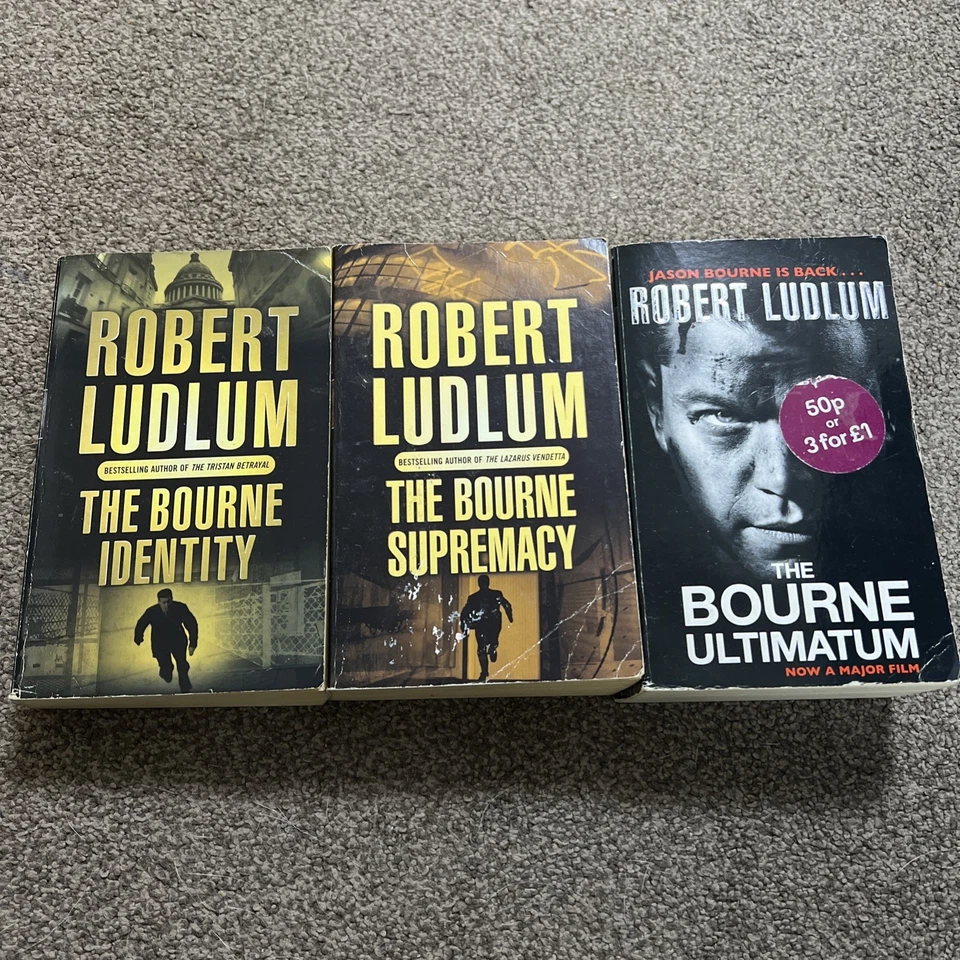 Robert Ludlum: The Bourne Trilogy: The Bourne Identity Supremacy & Ultimatum - Image 1 of 1