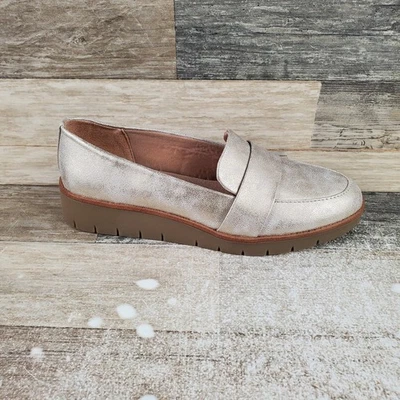 LifeStride Ollie 女式乐福鞋 8 码宽柔软金色金属懒人圆头 — 第 1/4 张图片