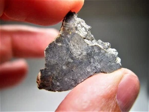 LOW PRICE! SUPERIOR SLICE! MAGNIFICENT NWA 11182 LUNAR METEORITE! 1.651 GMS - Picture 1 of 7