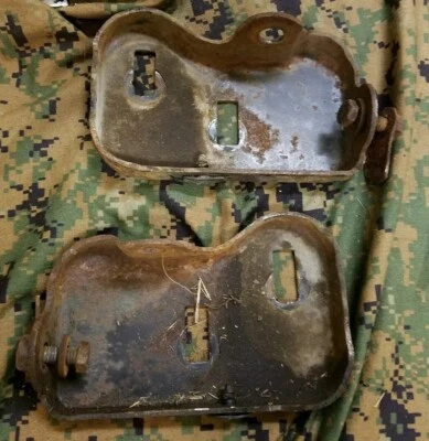 Cadillac Deville 1971 1972 1973 soportes de parachoques delantero central GM OEM Caddy Foto 1 de 4