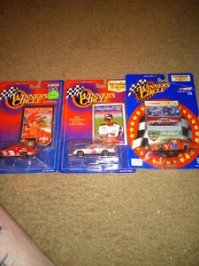 diecast 1:64 nascar action - Picture 1 of 5