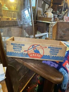Vintage Valio Gruyere Chees Wooden Box - Picture 1 of 5