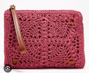 Patricia Nash Crochet Cassini Wallet Old Rose  W/ Dust Bag. A600246 - Picture 1 of 7