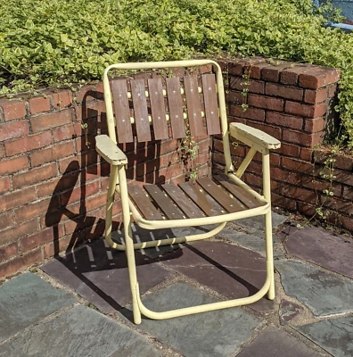 VTG 6 Slat Wooden Aluminum Folding Chair Lawn Deck Patio Beach MCM Decor Prop  1 - Image 1 of 4