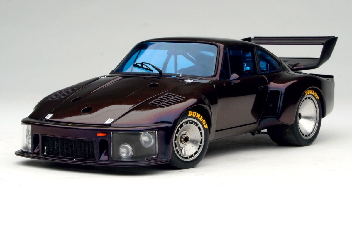 １／１８ エグゾト ポルシェ ９３５ Ｔｕｒｂｏ ＃４０ １９７６ 新品 1/18 エグゾト RLG18104 ポルシェ 935 ターボ 1976#1 マルティニ