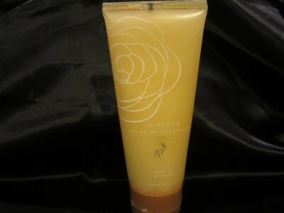 Gel de ducha AVON IN BLOOM REESE WITHERSPOON 6,7 fl. oz.   Foto 1 de 4