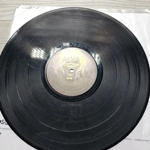 Iron Maiden - The Number of the Beast Harvest ST-12202 1982 No Jacket Plz Read - Picture 1 of 4