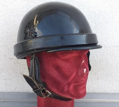 Casco motociclista anni '60/70 originale usato etichettato tg. 56/57 circa - Immagine 1 di 4