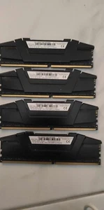 G Skill Ripjaws V DDR4 3200Mhz 16gb (4x4) - Afbeelding 1 van 2