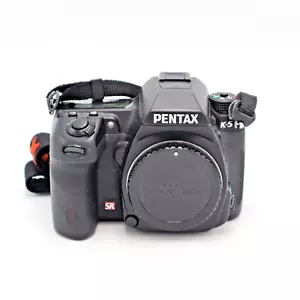 PENTAX K-5 16.3MP Digital SLR Camera Body - 401 - Picture 1 of 2