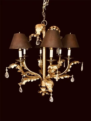 Lámpara de araña vintage dorada de hoja de acanto estilo Tole 6 luces y cristal - ALTA GAMA  Foto 1 de 4