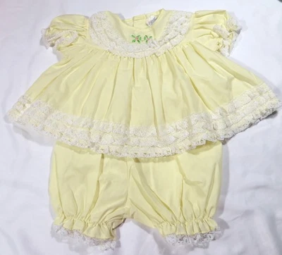 Vtg 1960s Yellow Embroidered Flower Lace Baby Dress & Bloomer SET 6-9 Months - Image 1 of 4