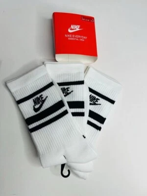 Nike Mens DX5089 Socks Sportswear DriFit Everyday Essential Crew Socks 3 Pairs - Image 1 of 3