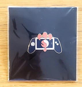 QUALCOMM SNAPDRAGON LIMITED EDITION Gaming Pin PROMO! NEW! Mint Gaming Inside - Picture 1 of 4