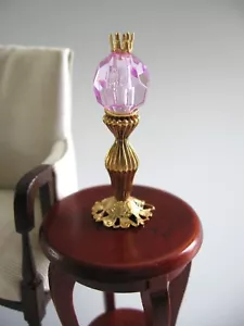 Puppenhaus Puppenhaus Miniatur ELEKTRISCHE VIKTORIANISCHE TISCHLAMPE ROSEY PINK VIVIAN - Bild 1 von 2