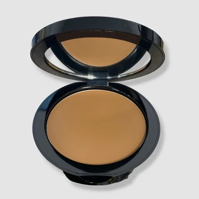 Base para mujer Edward Bess Deep Flawless Illusion Foto 1 de 4