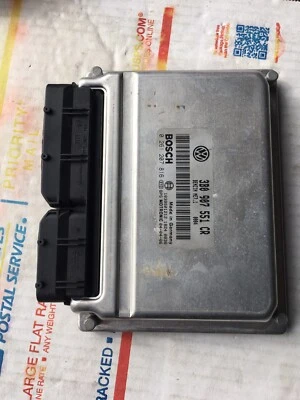 Volkswagen Passat 2003 2,8 L M/T ECM módulo de control del motor 3B0 907 551 CR Foto 1 de 4