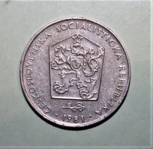 S1 - Czechoslovakia 2 Koruny 1981 Almost Uncirculated Coin - Czech Lion - Picture 1 of 2