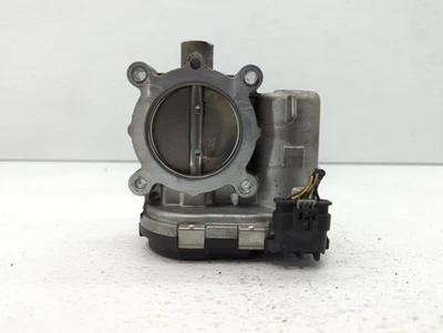 Mercedes-Benz C300 2015-2018 carrocería del acelerador Q0RZE Foto 1 de 4