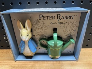 PETER RABBIT Beatrix Potter Bunny Bunnies Salt & Pepper Shaker Set New - Picture 1 of 5