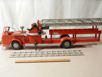 Винтажная пожарная машина лестница грузовик Doepke Rossmoyne, модель игрушки красная с лестницами 28 дюймов - Изображение 1 из 4