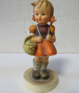 Goebel / M. I. Hummel Figurine #81/0 "School Girl" 4.75" - Picture 1 of 9