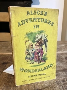 Lewis Carroll ALICE'S ADVENTURES IN WONDERLAND Puffin pbk 1946 John Tenniel - Picture 1 of 3