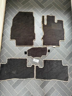 GENUINE NISSAN CUBE Z11 2002-2008 CAR FLOOR MATS #81 — 第 1/4 张图片