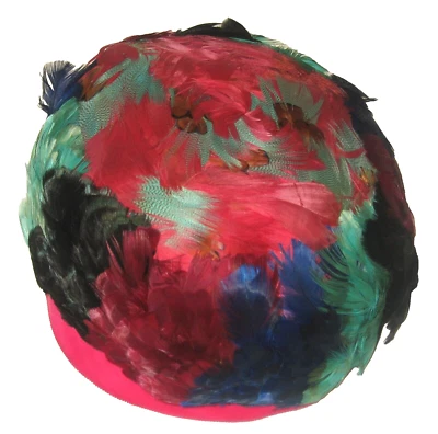 Sombrero estilo pastillero redondo pluma colorida vintage de los años 50 etiqueta Union Foto 1 de 4