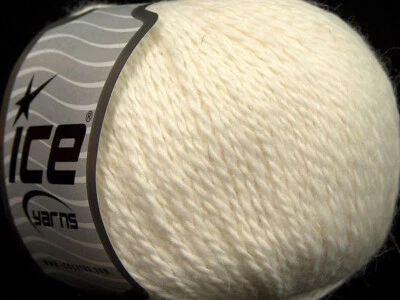 6-Skein Lot Angora Cashmere Yarn Fine 6x50g/200m White - Image 1 of 4