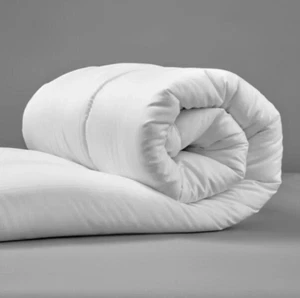 Luxurious 100% Goose Down & Feather Mattress Topper - Ultimate Comfort & Support - Picture 1 of 21