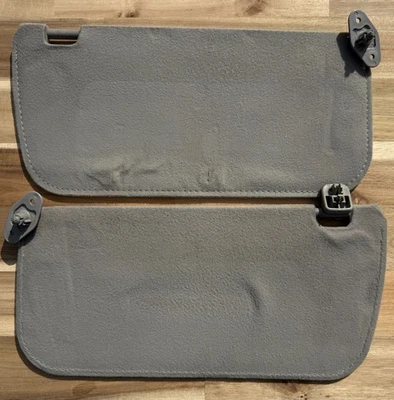 Nissan Xterra Frontier 1998-2004 Driver & Passenger Side Dark Gray Sun Visor OEM - Изображение 1 из 2