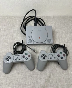 Sony PlayStation Classic Mini w/2 Controllers SCPH-1000R PS1 WORKS - Picture 1 of 5