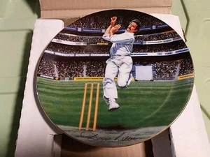 Dennis Lillie Australian Test Cricket Vintage Cabinet Plate Limited Edition - Picture 1 of 4