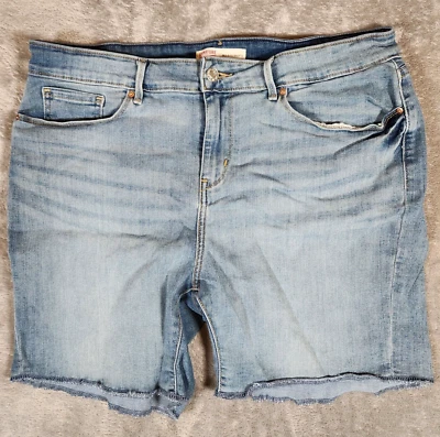 Levi’s Shorts Women's 35X7 (Tag 16 W33) Signature Cut-Off Bermuda Mid-Rise Blue - Image 1 of 4