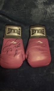 Two Everlast Boxing Gloves Signed/ Autographed By Floyd Mayweather Jr. - Picture 1 of 3