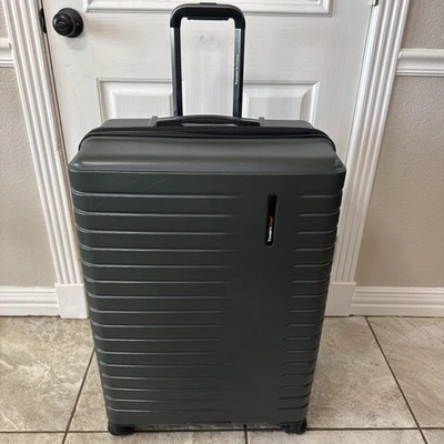 Traveler's Choice Archer Polycarbonate Hardside Spinner Luggage Set SEE DESCRIPT - Image 1 of 4