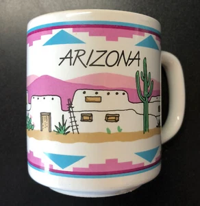 Taza de café turística vintage Arizona cactus suroeste arte azteca rosa verde azulado - Imagen 1 de 5