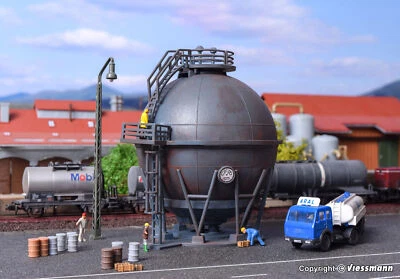 Vollmer 47547 Scale N Gasometer - Image 1 of 2