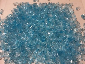 1000pcs 8mm x 4mm Acrylic Faceted RICE Oval Beads TURQUOISE BLUE Transparent A43 - Picture 1 of 1