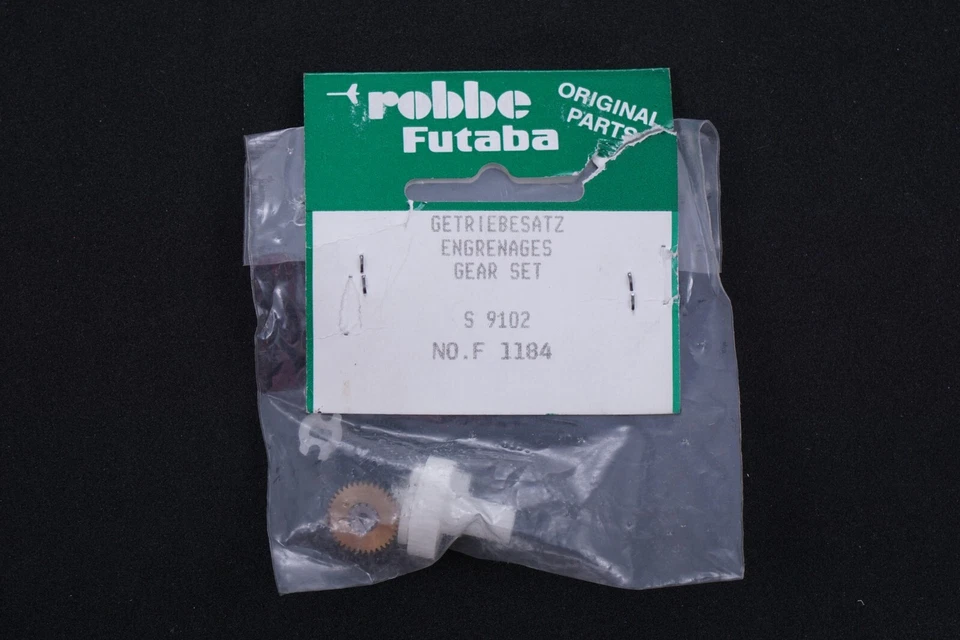 Futaba Gear Set für S9102 F1184 Modell - Bild 1 von 1